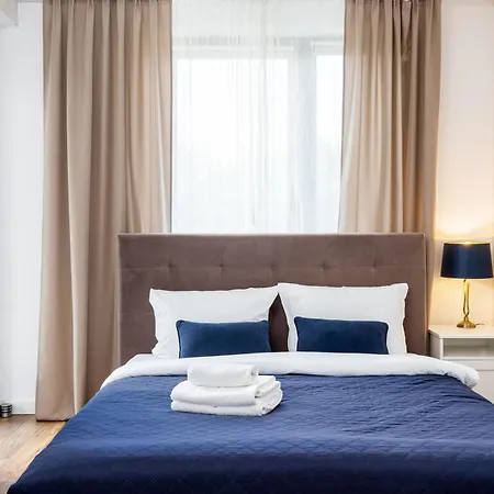Meiera Chic Apartament *